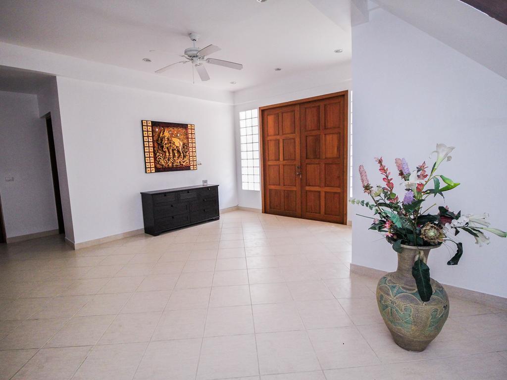 Naklua Pool Villa By Pattaya Sunny Rentals Exterior photo